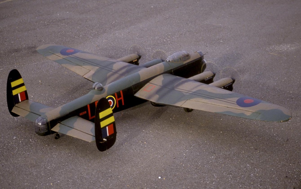 Lancaster-sideview1